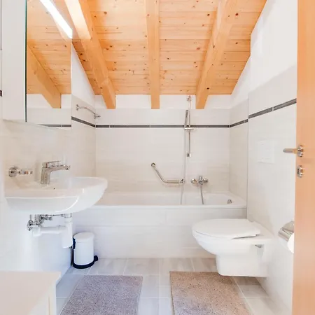 Apartament Bijou *